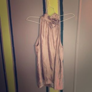 Super classy high neck top w/ rose accents in grey